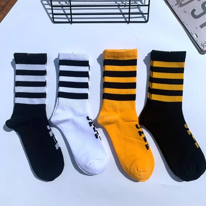 Funky Street Wear Three Four Stripes Cotton Men Socks Punk Retro Old School Hiphop Skate Harajuku Yellow White Cool Fixed Gear