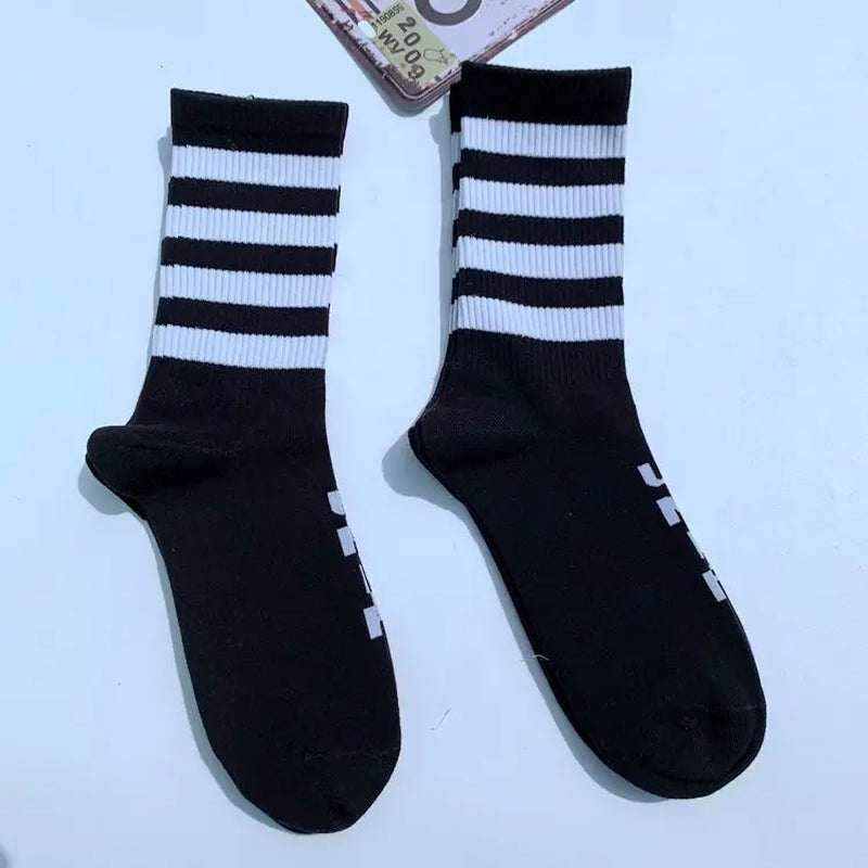 Funky Street Wear Three Four Stripes Cotton Men Socks Punk Retro Old School Hiphop Skate Harajuku Yellow White Cool Fixed Gear